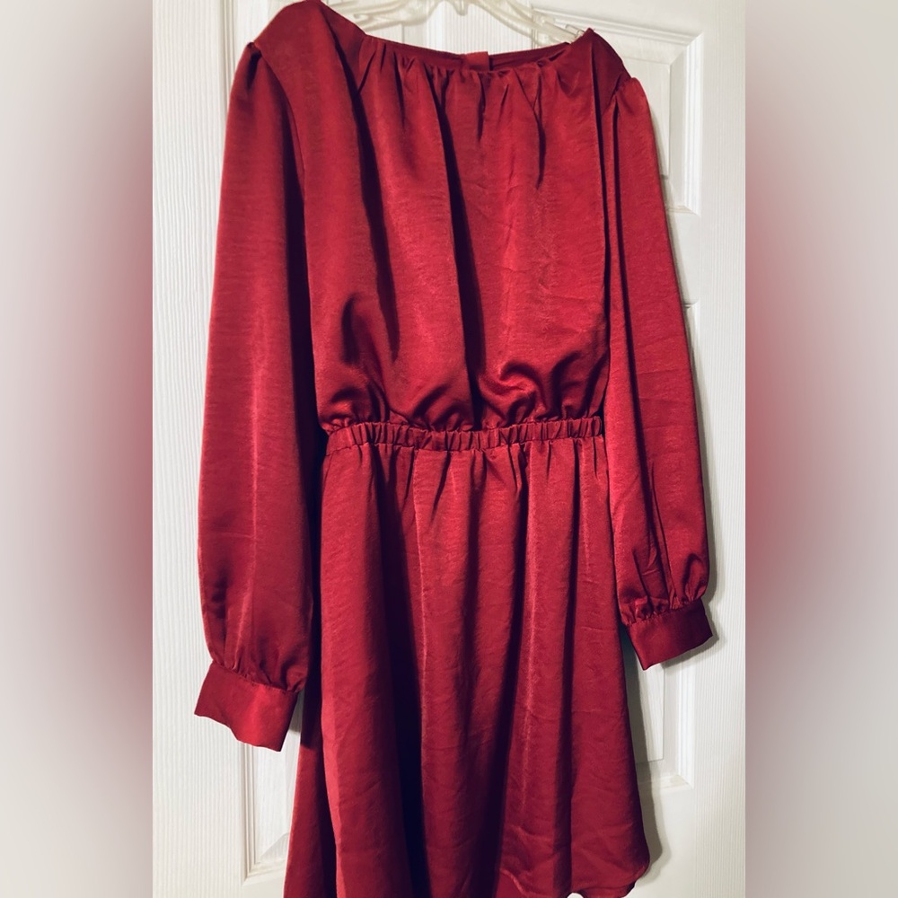 Elegant Red Long Sleeve Dress